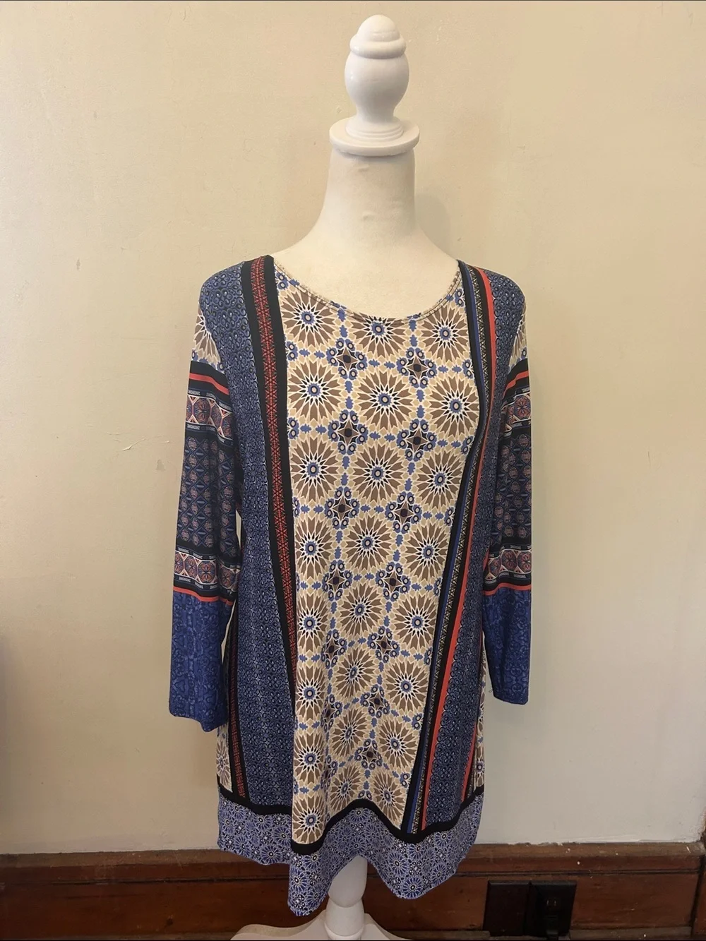 Sunny Leigh Multicolored Long Sleeve Women's Tunic Size L EUC